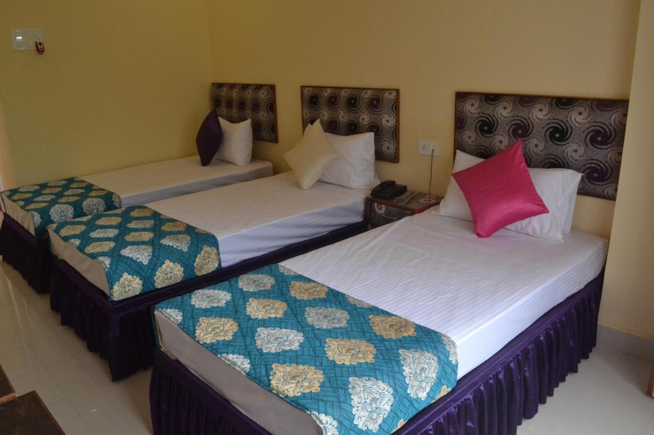 Hotel Samman Varanasi Exterior photo