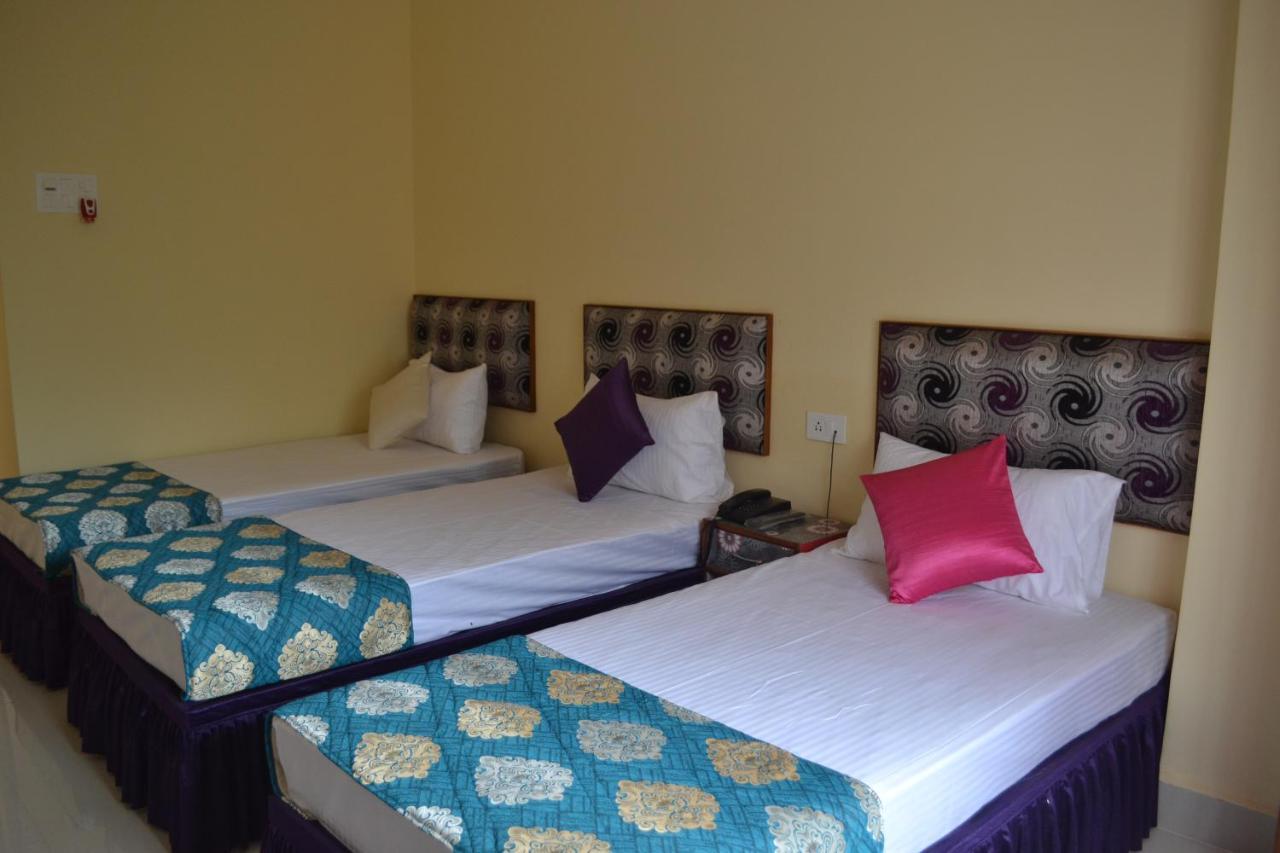 Hotel Samman Varanasi Exterior photo
